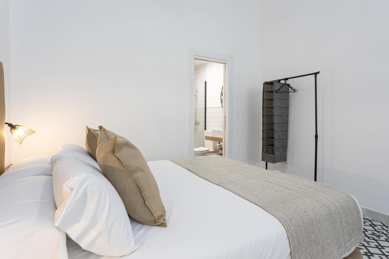 Holidays2Malaga Picasuss Loft New Built Close Huelin Beach And Promenade Exterior photo